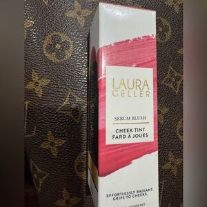 NWT! Laura Geller Serum Blush